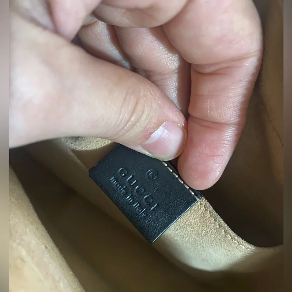 Authentic Gucci Marmont Bag - Picture 2 of 5